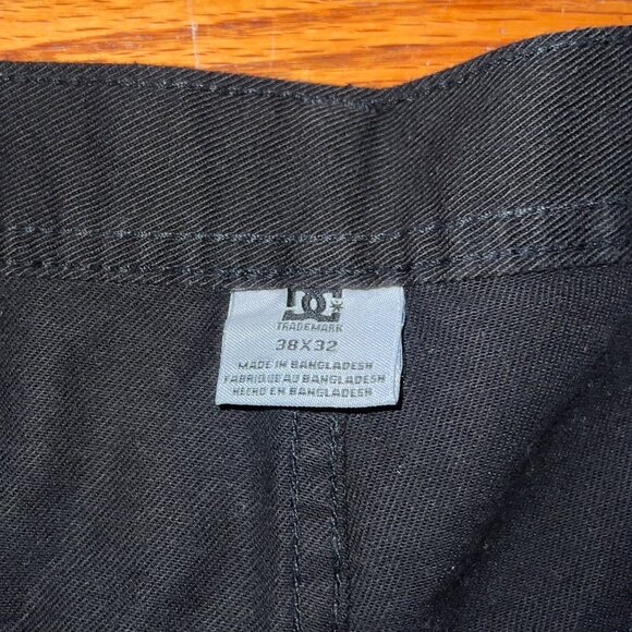 DC Pants Size 38 | Good Condition - Picture 4 of 5